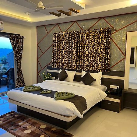 Hotel Shriyan Mahābaleshwar Exteriér fotografie